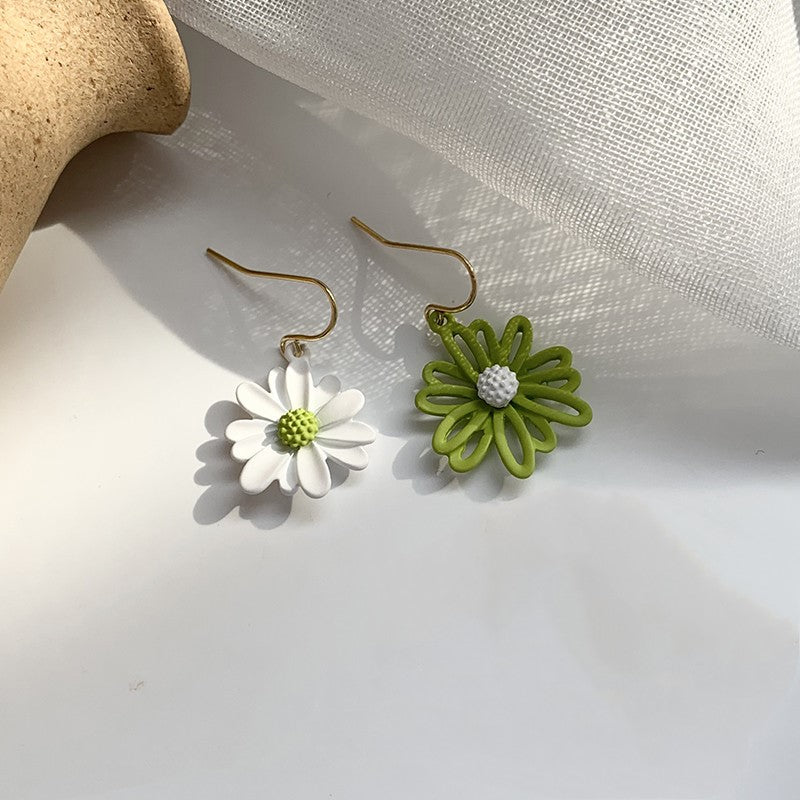Temperament Simple Female Forest Earrings