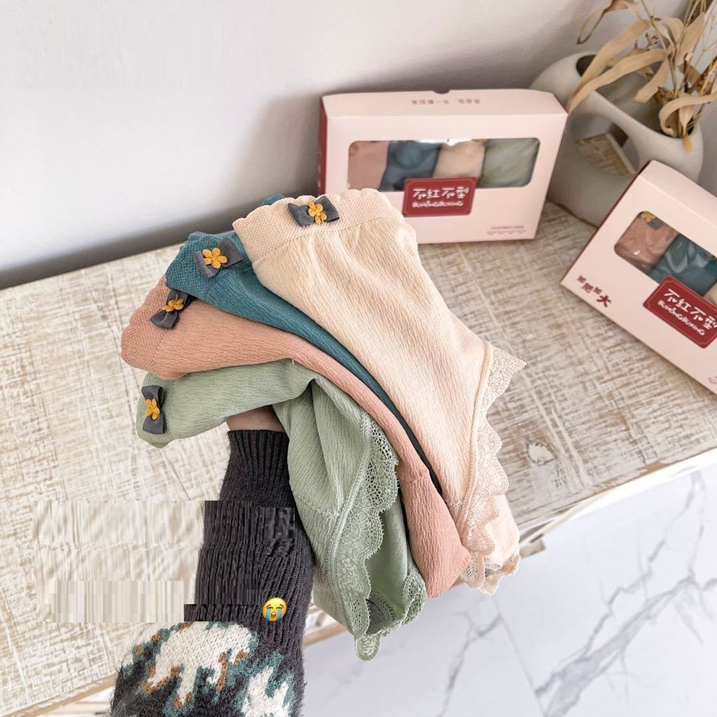 Ladies Boxed Oversized Lace Graphene Cotton Panties