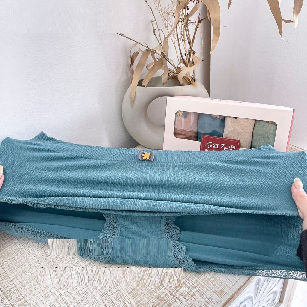 Ladies Boxed Oversized Lace Graphene Cotton Panties